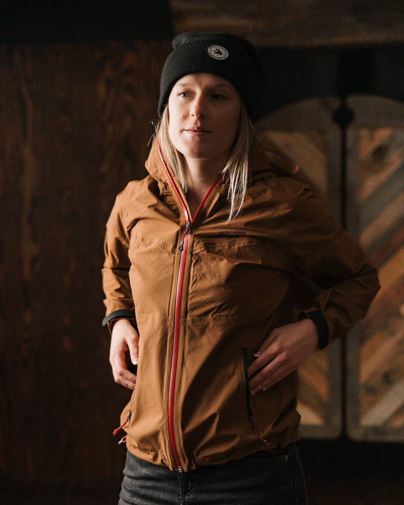 What Makes a Good Waterproof and Breathable Rain Shell