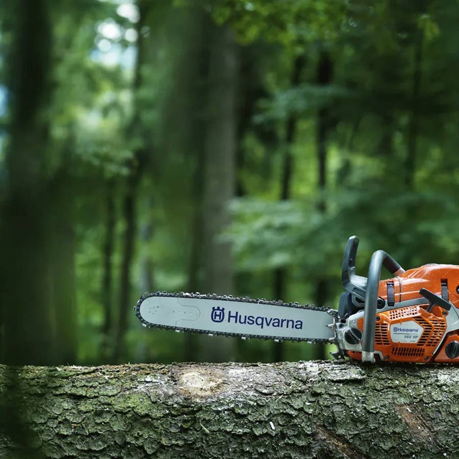Husqvarna 562 XP Chainsaw