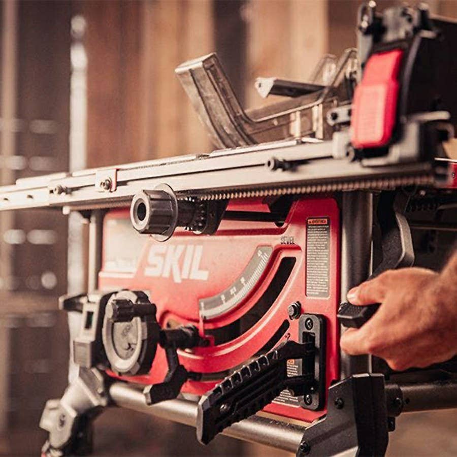 SKIL 15A Table Saw
