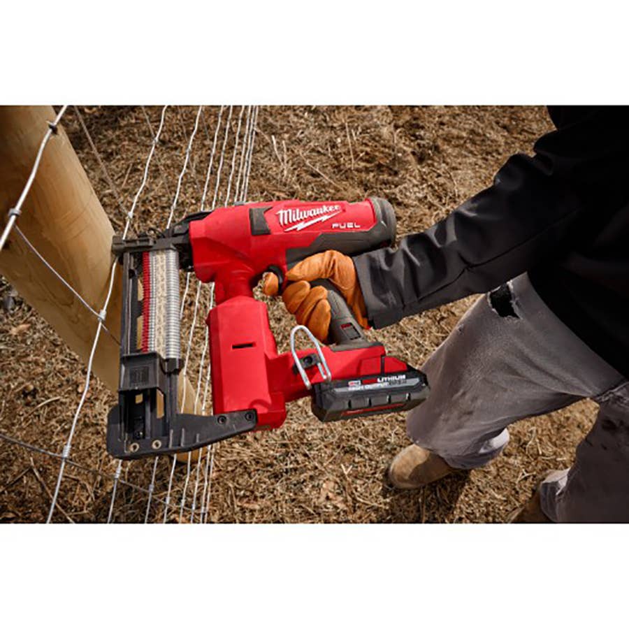 Milwaukee M18 FUEL Utility Fencing Stapler