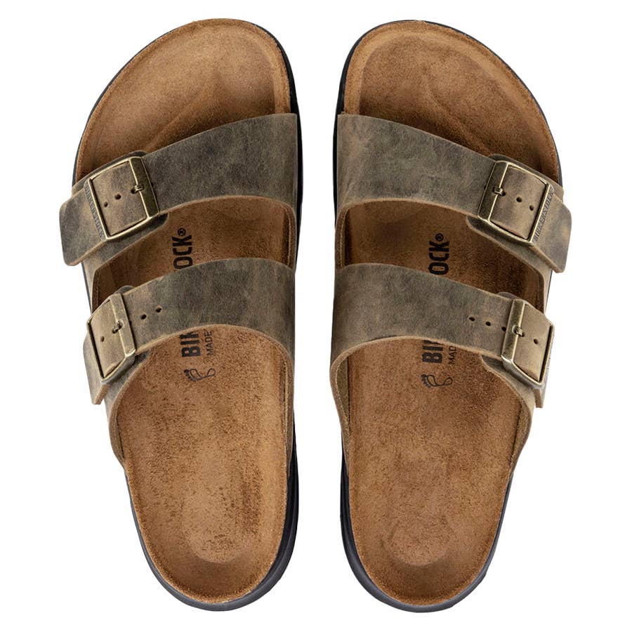 (取寄) ビルケンシュトック メンズ アリゾナ ラギッド Birkenstock men Arizona Rugged Faded Khaki Oiled Leather Birkenstock Men's Arizona Rugged Sandals
