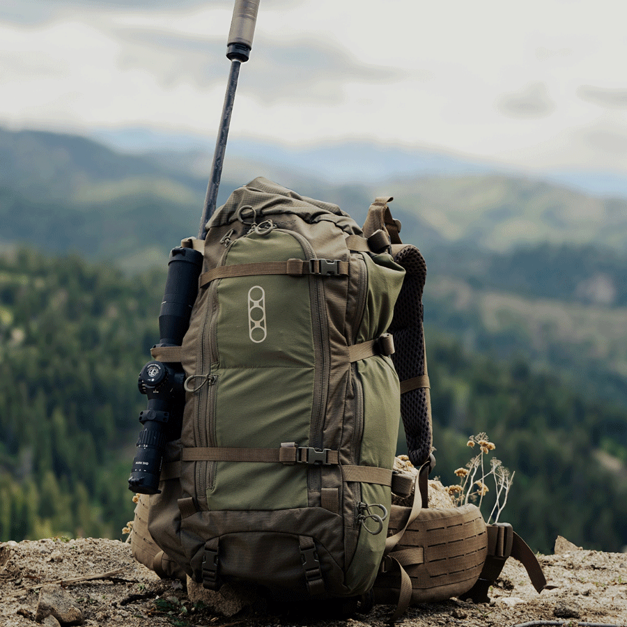 エリック Brooks 7000 — Expedition Hunting Pack for Deep Backcountry